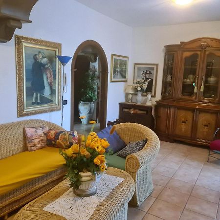 Novadomus Hotel Corfinio Kültér fotó