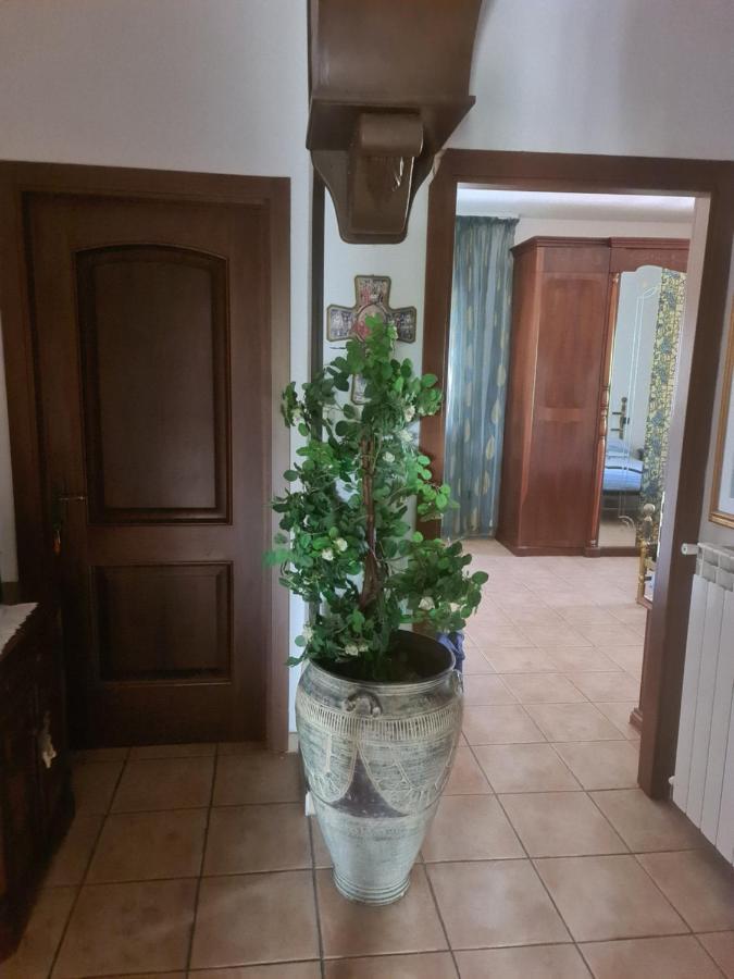 Novadomus Hotel Corfinio Kültér fotó